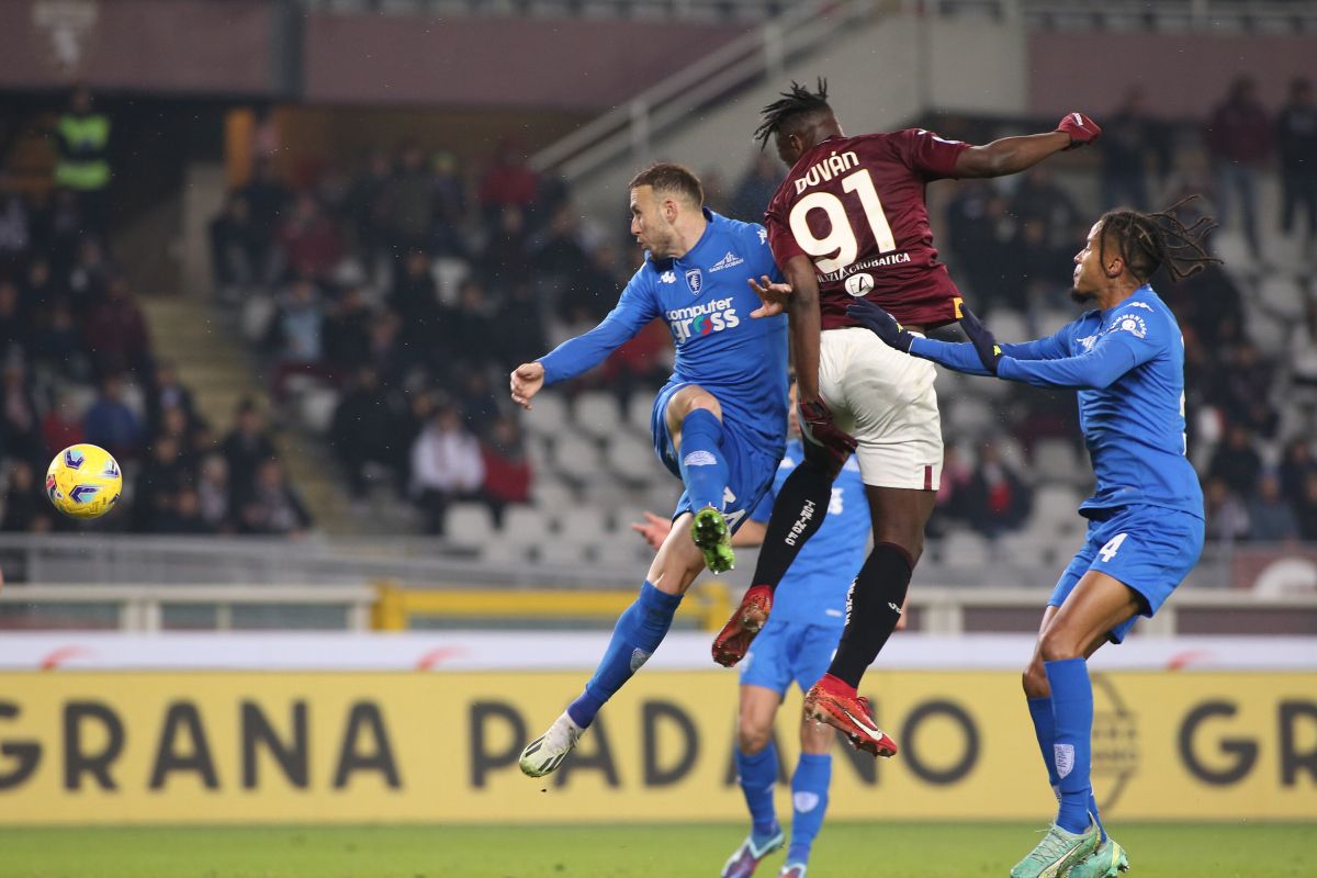 Itália: Torino bate Empoli (1-0) com golo de Zapata - TVI Notícias